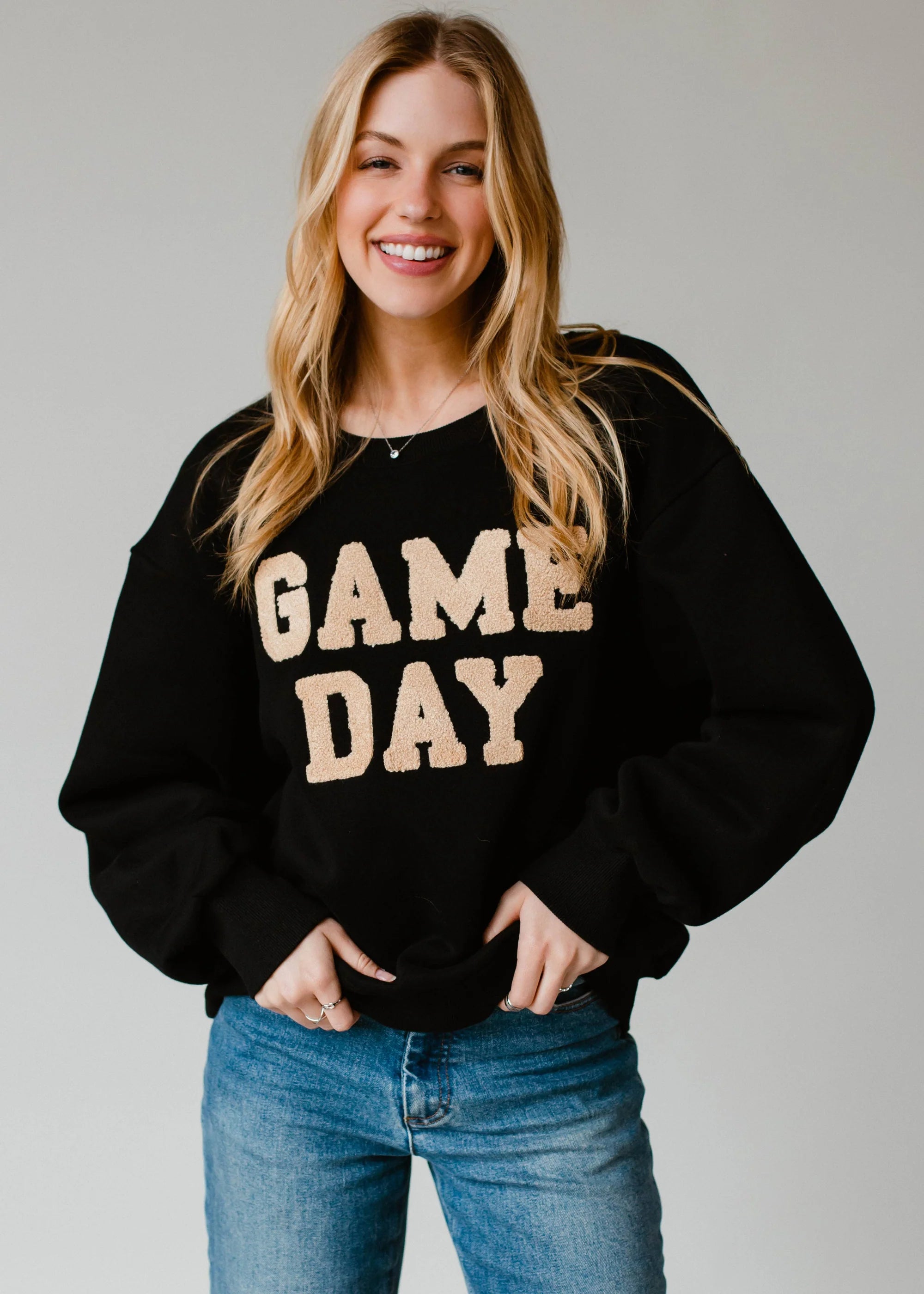 Textured Game Day Crew Neck Sweatshirt Black + Tan