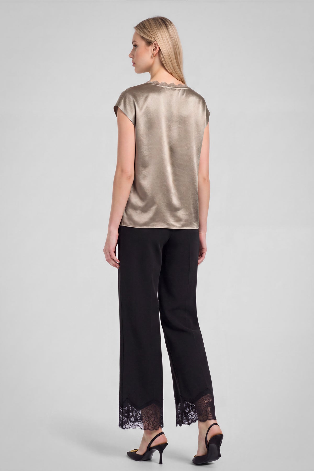 Lace Textured Seam Vneck Boxy Satin Top