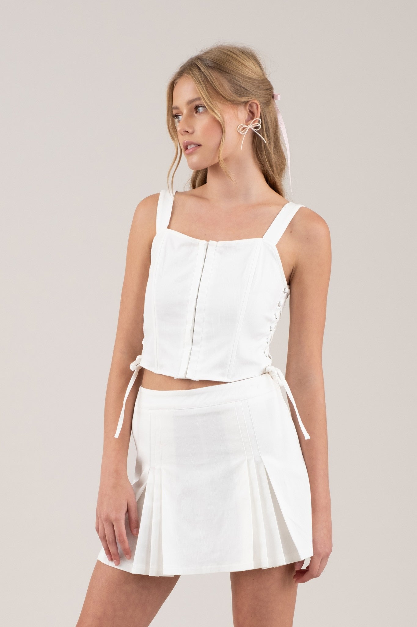 Hook & Eye Side Laced Cropped Tank White