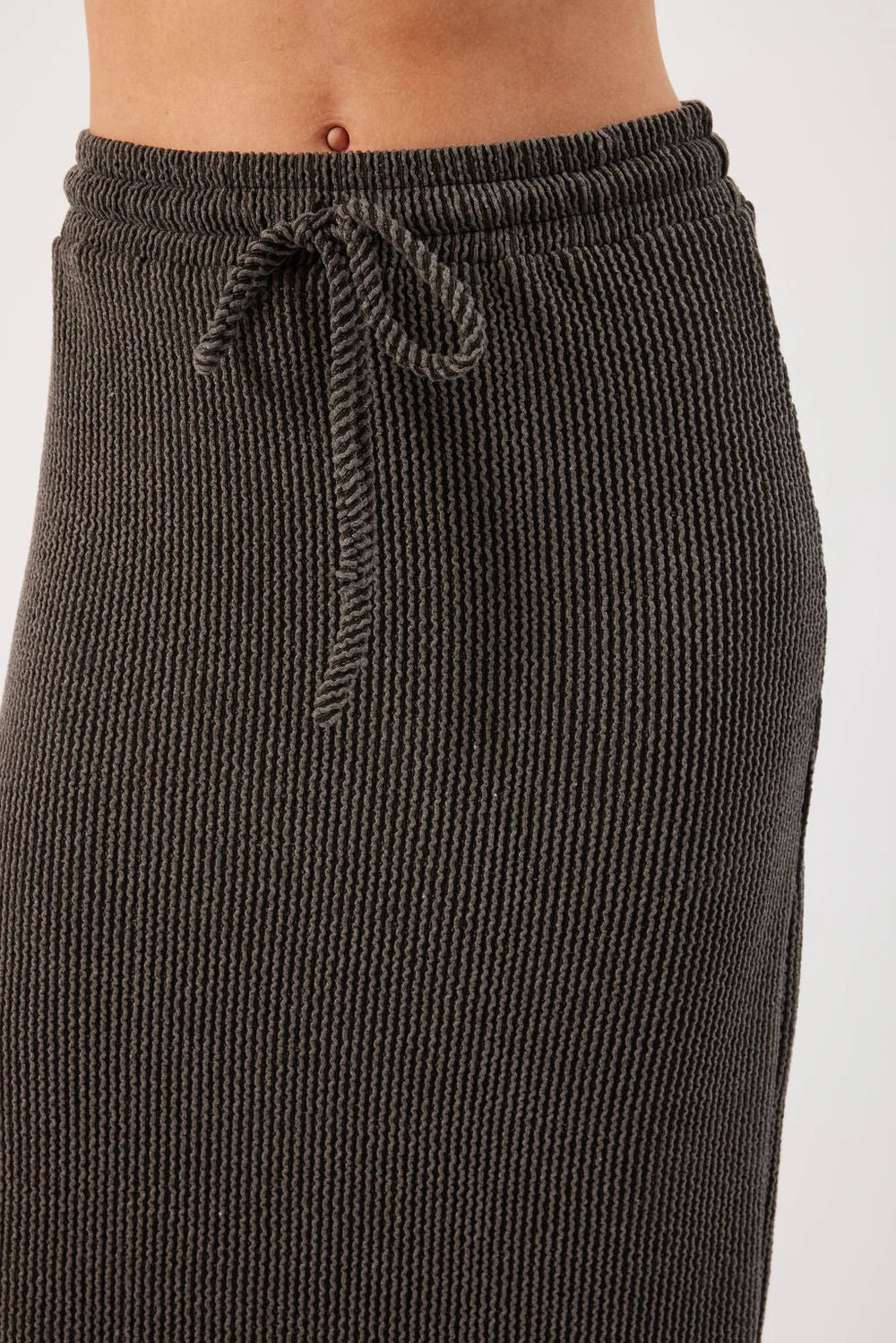 Kaya Ribbed Midi Skirt Charcoal