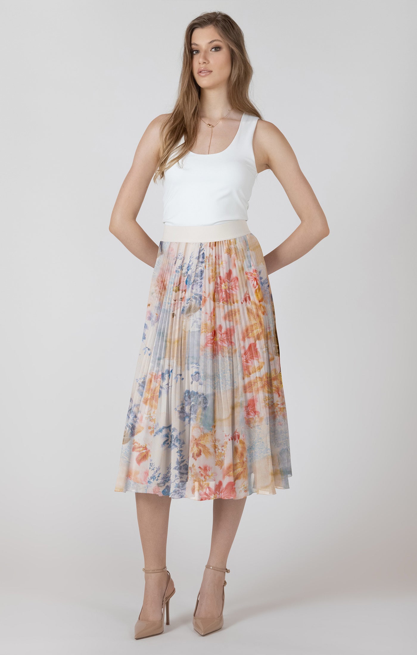 Pleated Knee Length Printed Skirt Flower Patch
