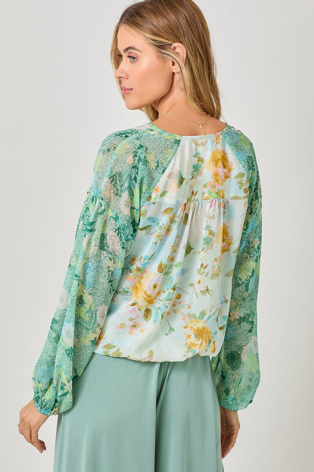 Mix Border Print Surplice Top Green Mix