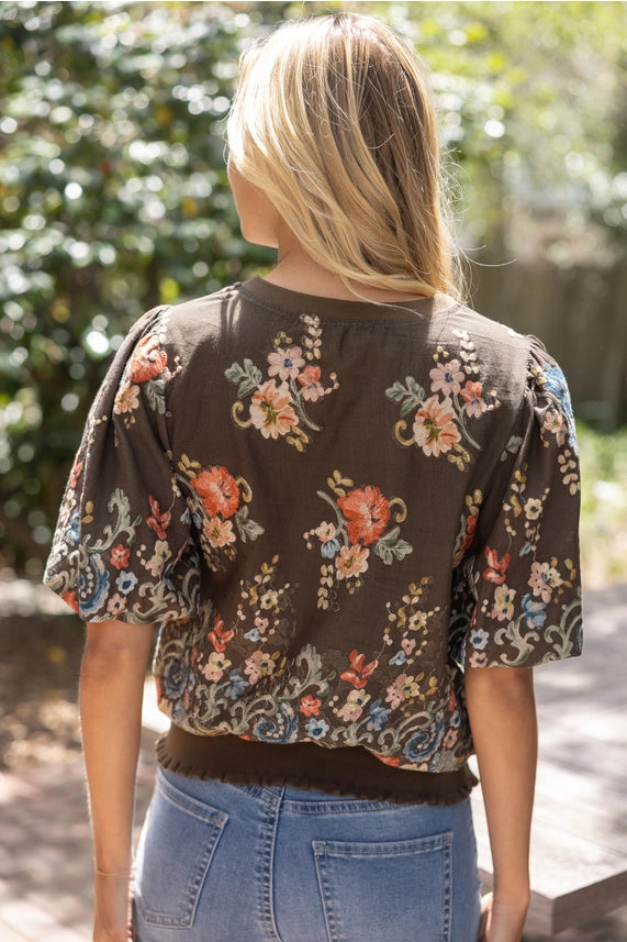 Vintage Embroidered Floral Elastic Hem Top