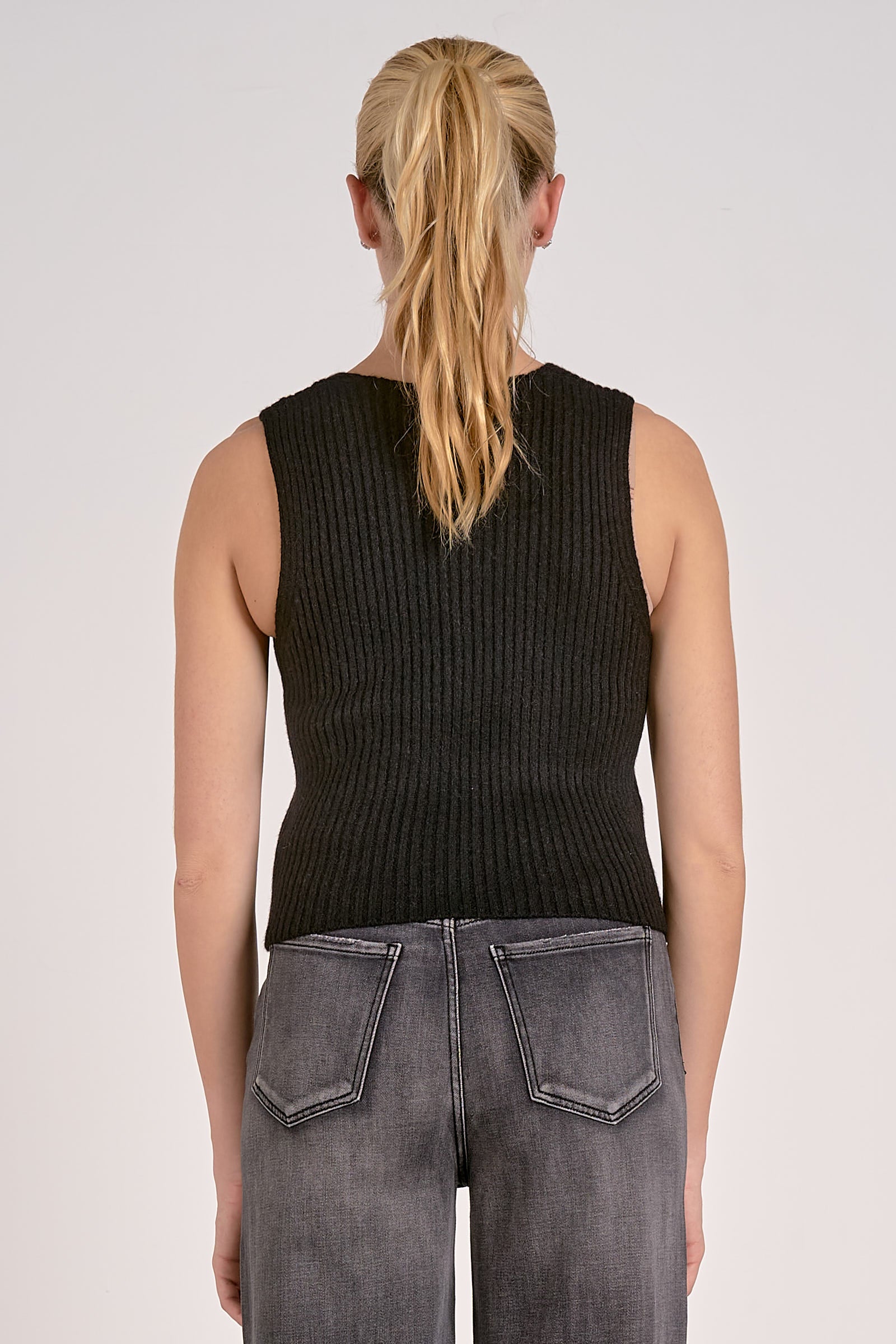 Ribbed Sweater Vest Black