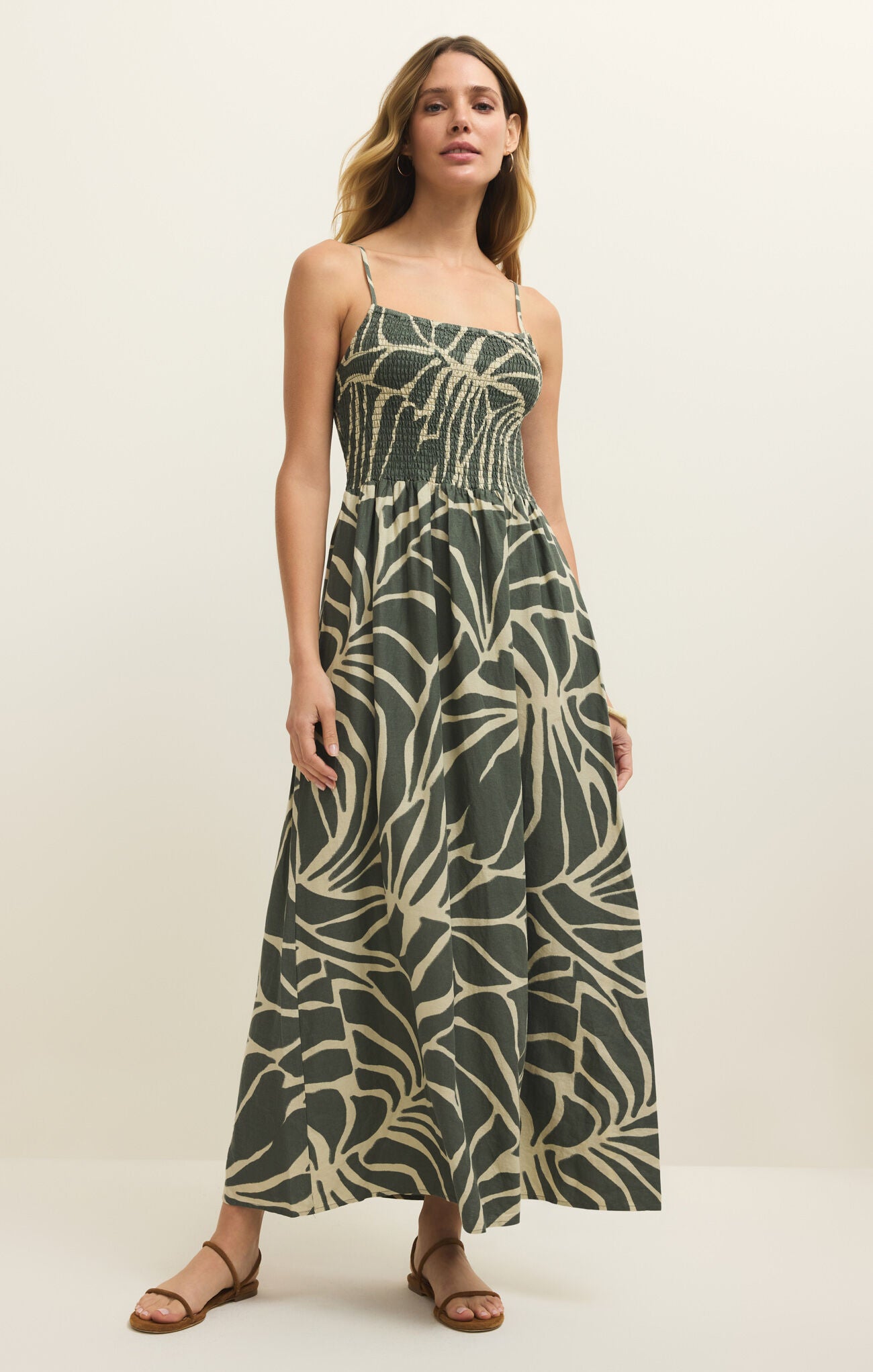 Bayside Tova Palm Midi Dress Tea Leaf