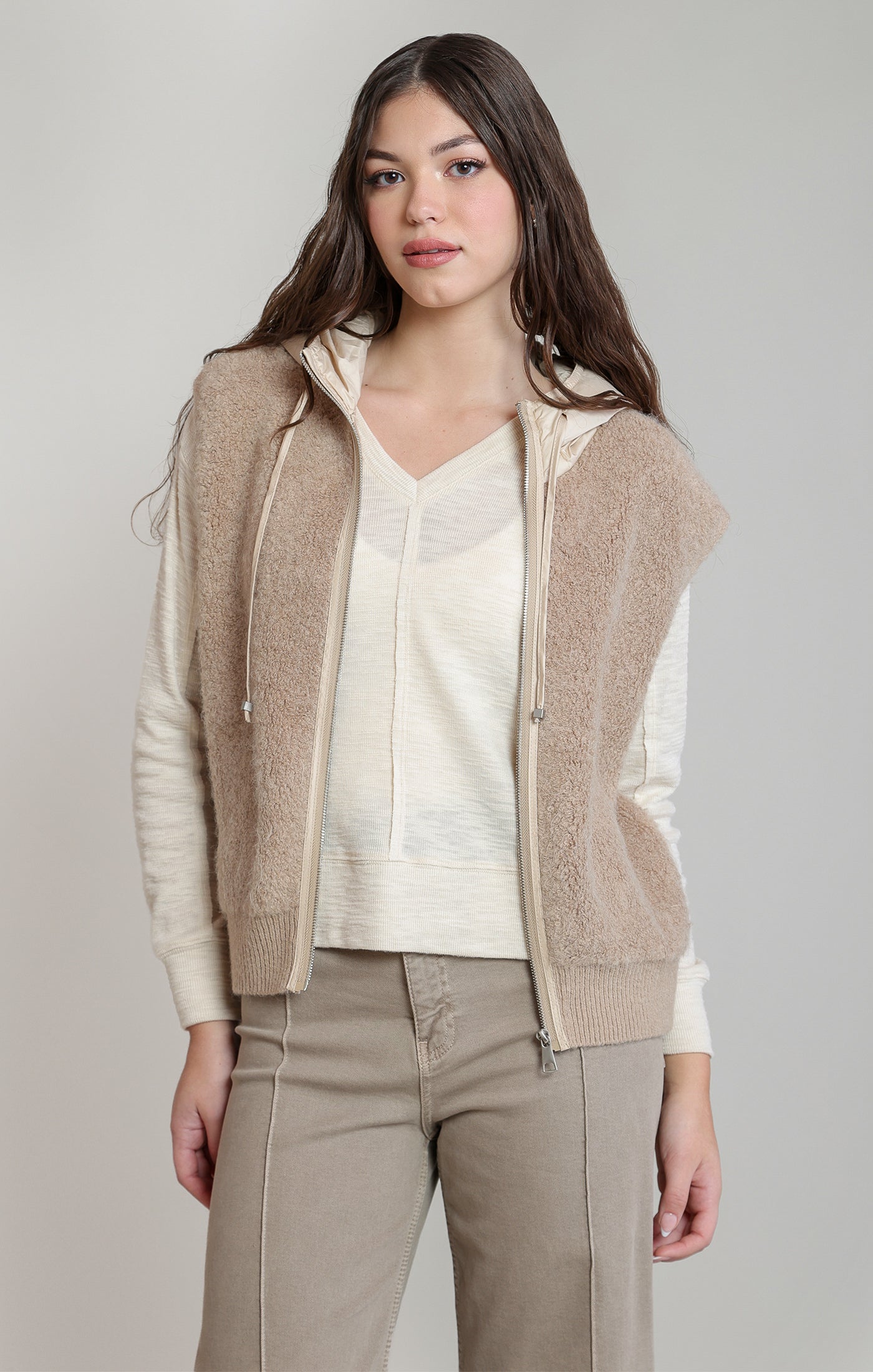 Hooded Boucle Vest Beige