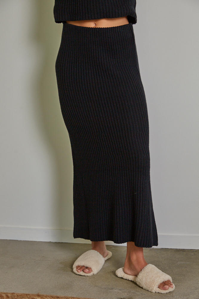Jaelyn Sweater Knit Skirt Black