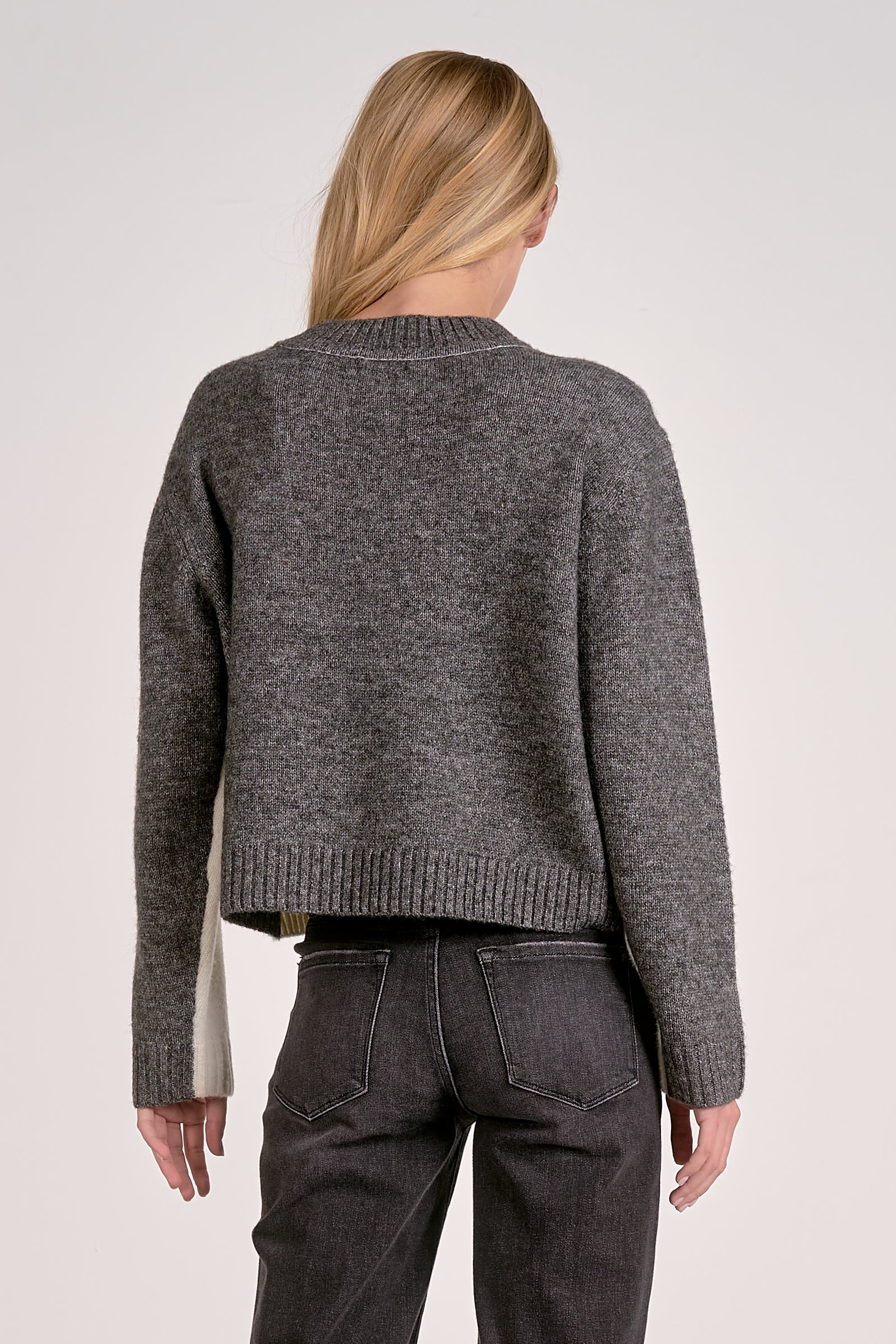 Contrast Back Colorblock Crew Neck Sweater Grey + White
