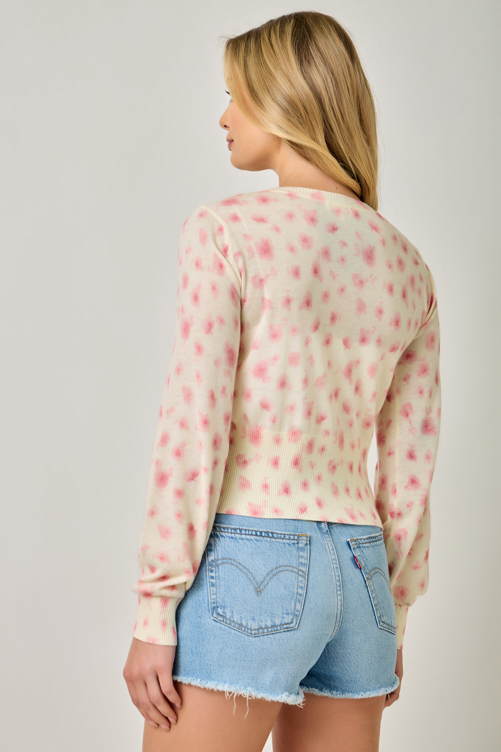 Blurred Floral Print Buttoned Cardigan Ivory Rose