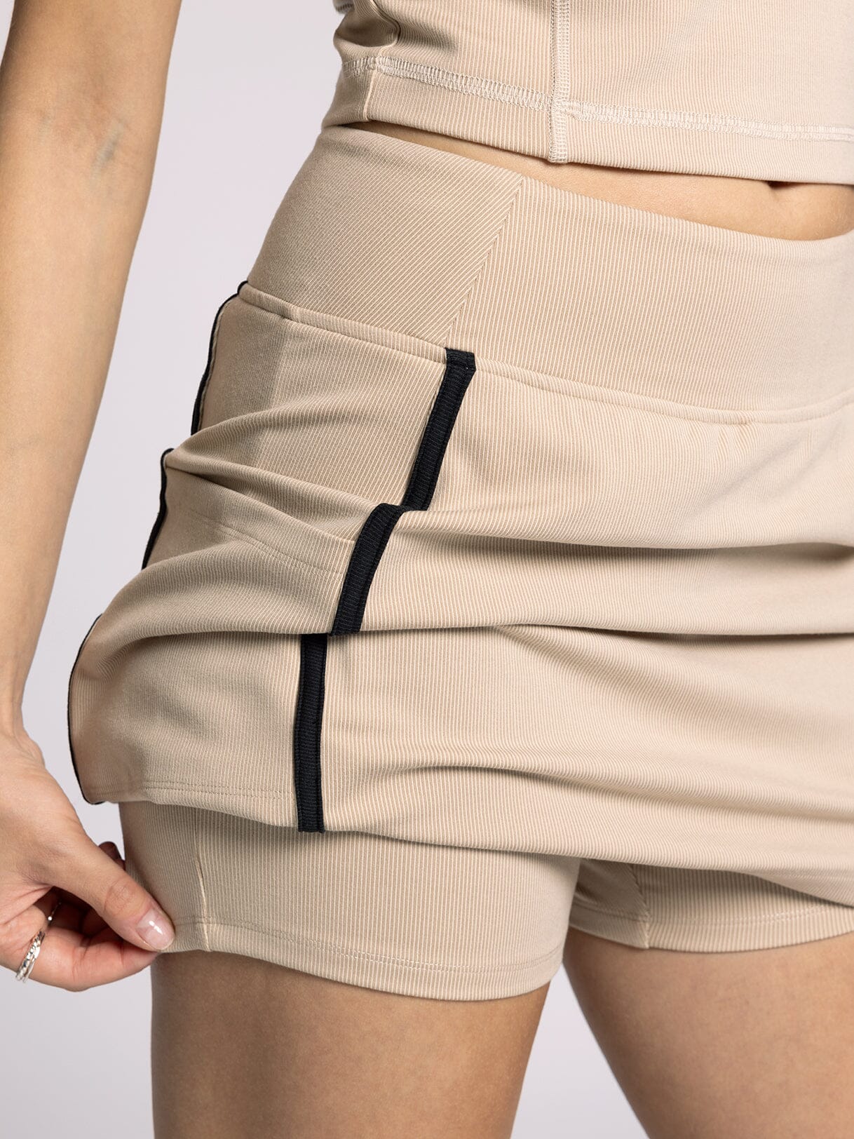 Carlton Contrast Piping Skort Oak Black Rib