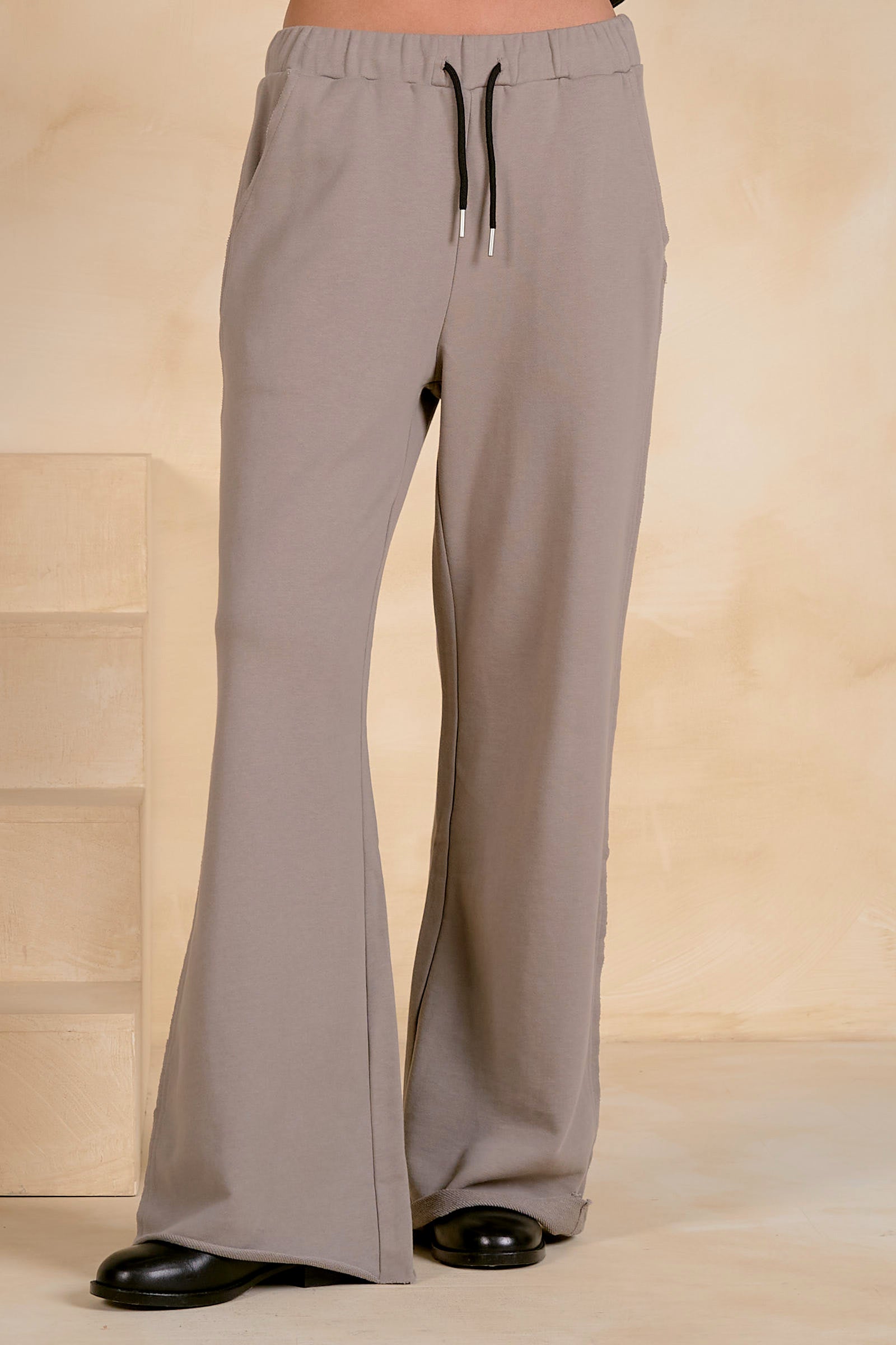 Contrast Drawstring Pants Taupe + Black