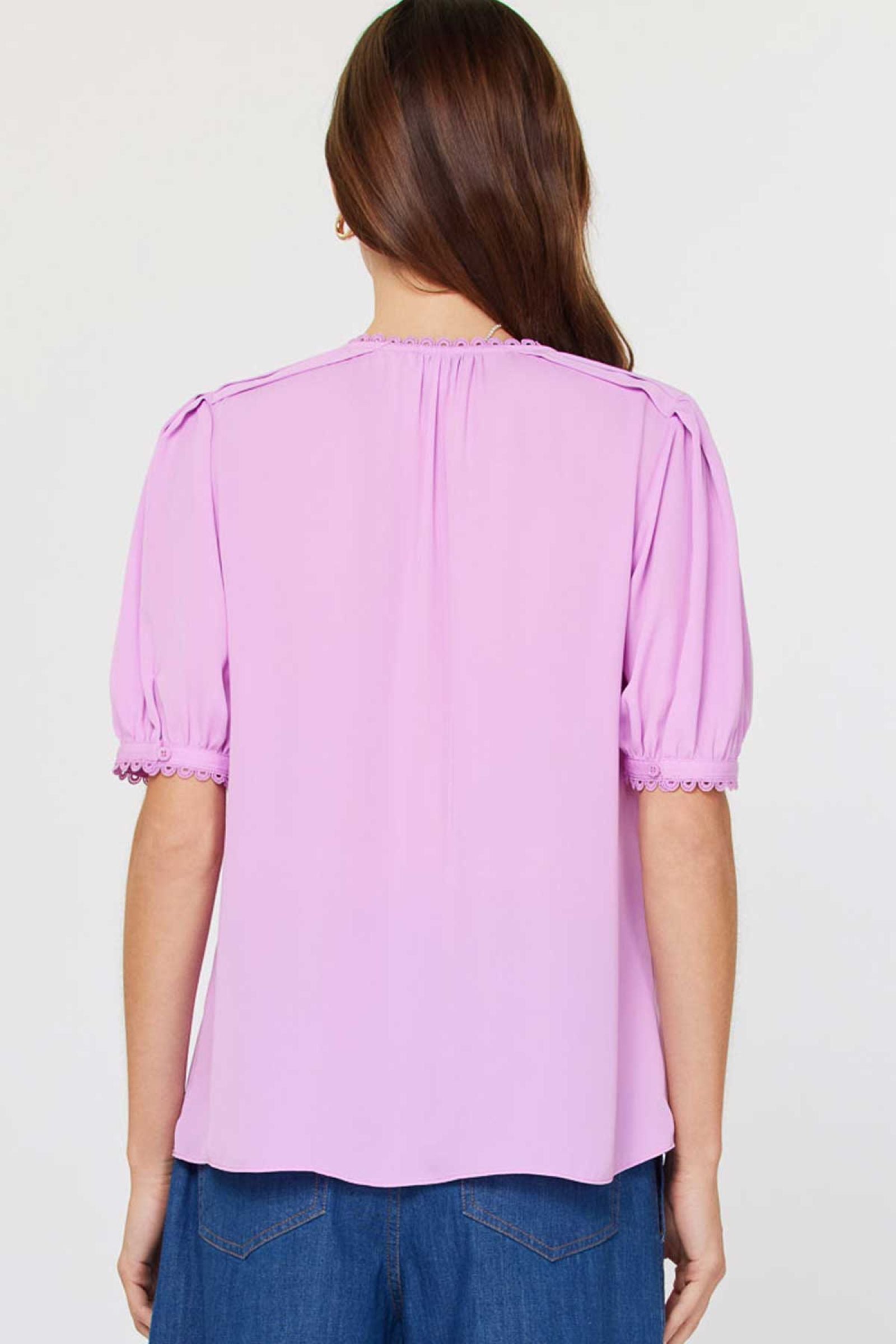 Lace Trim Pleated Shoulder Short Sleeve Blouse Orchid