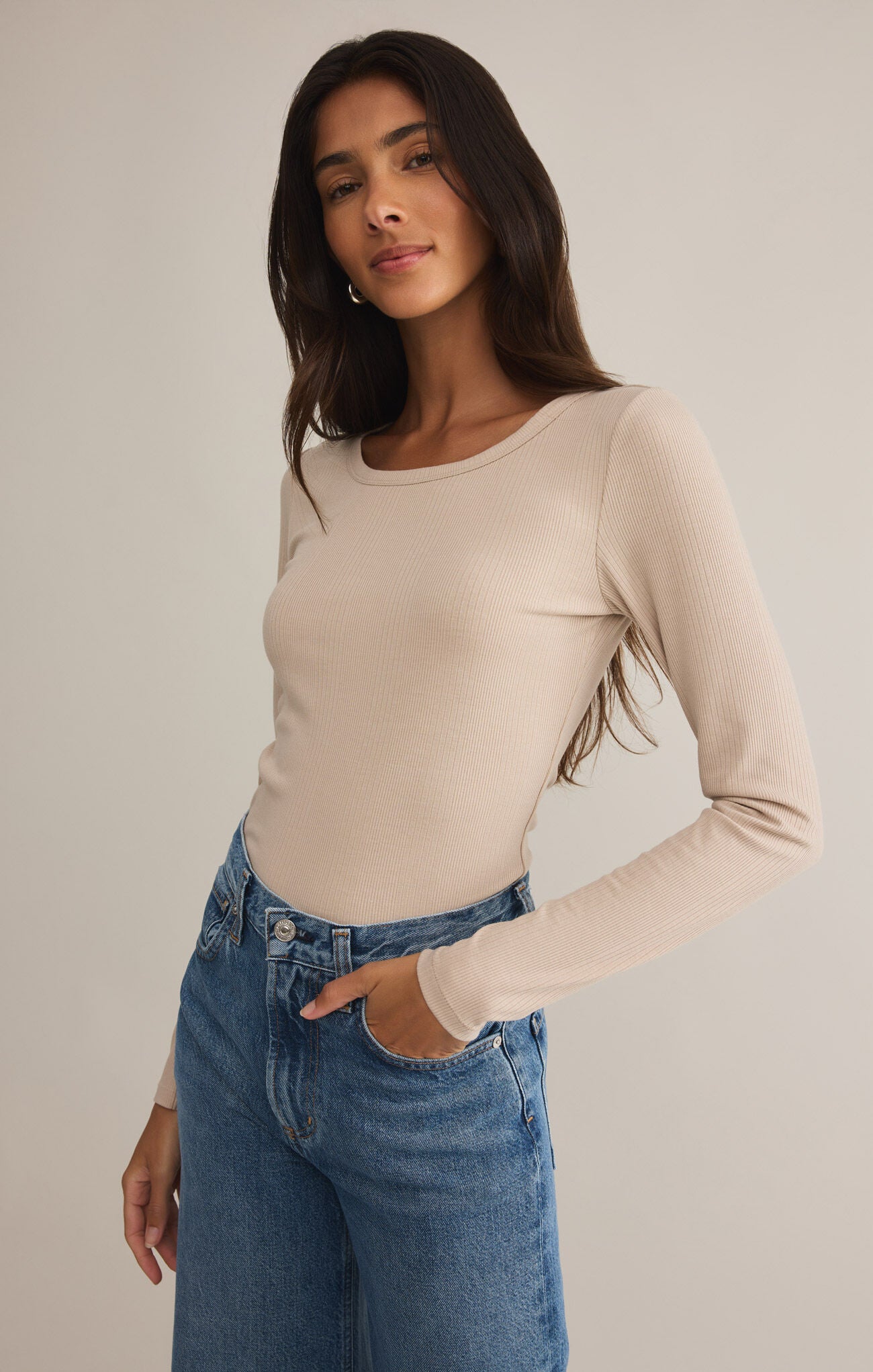 Infinity Fitted Long Sleeve Tee Parchment