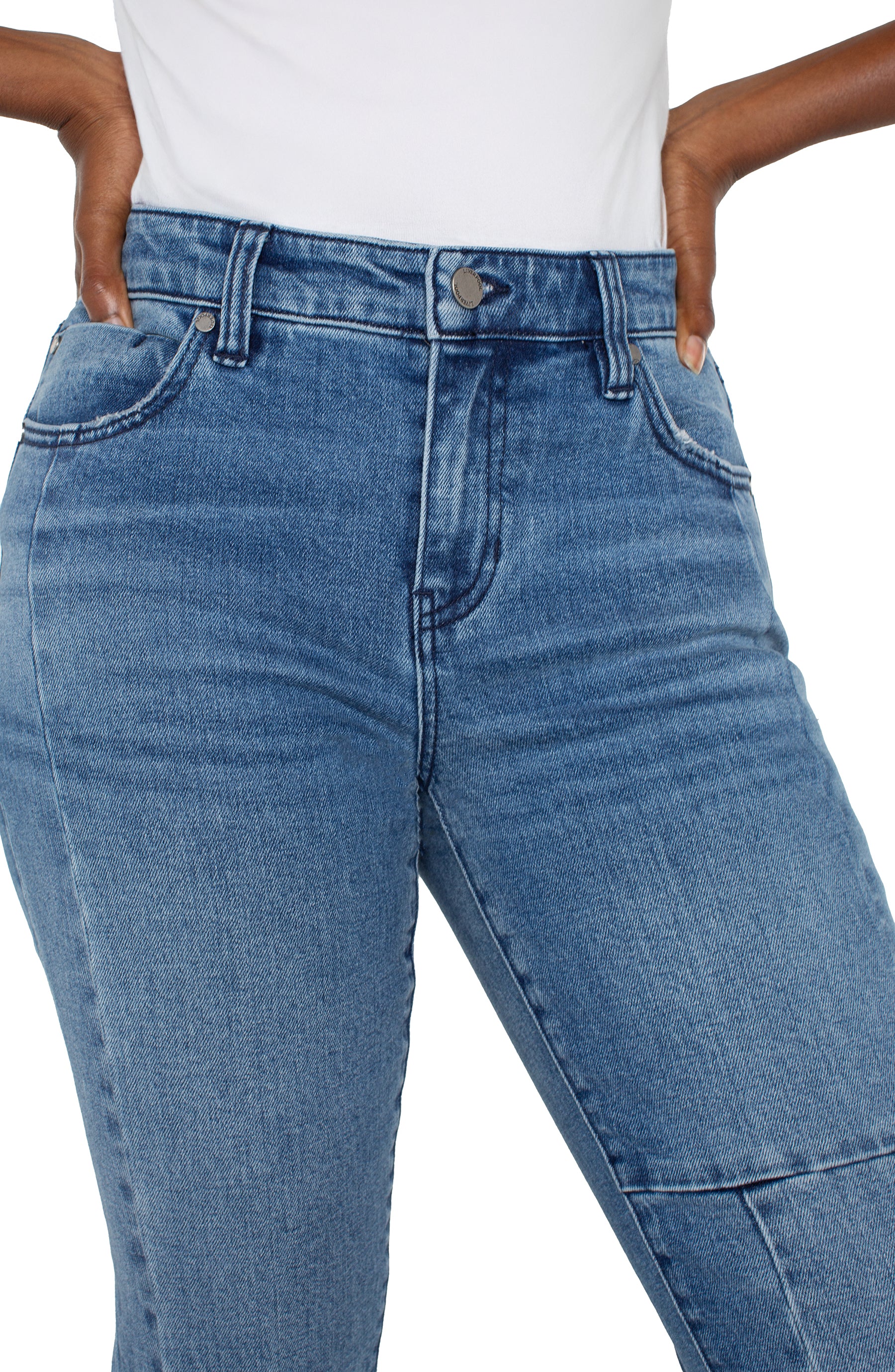 Hannah Multi Seam Crop Flare Jeans Tremont