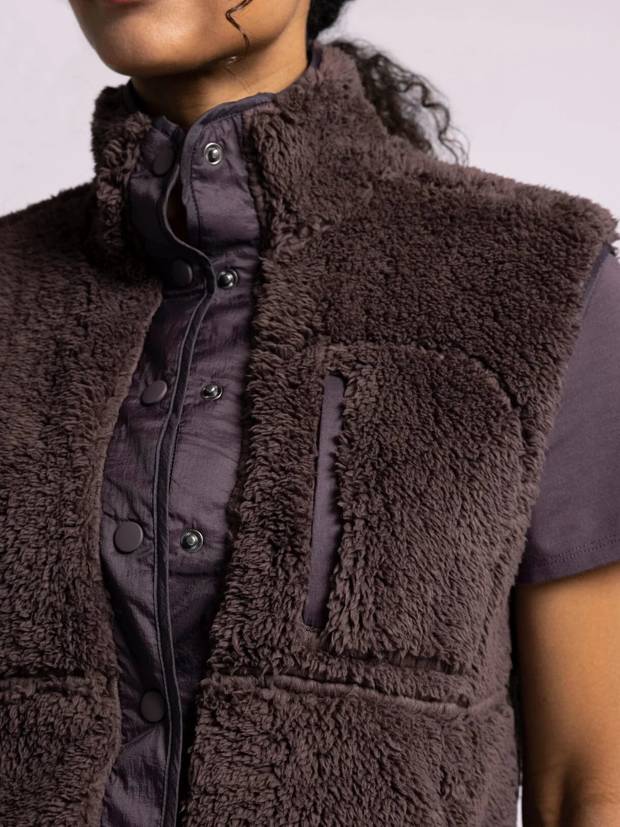 Skylar Sherpa Vest Raisin