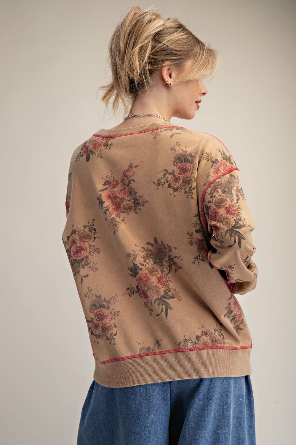 Vintage Floral Clusters Washed Pullover