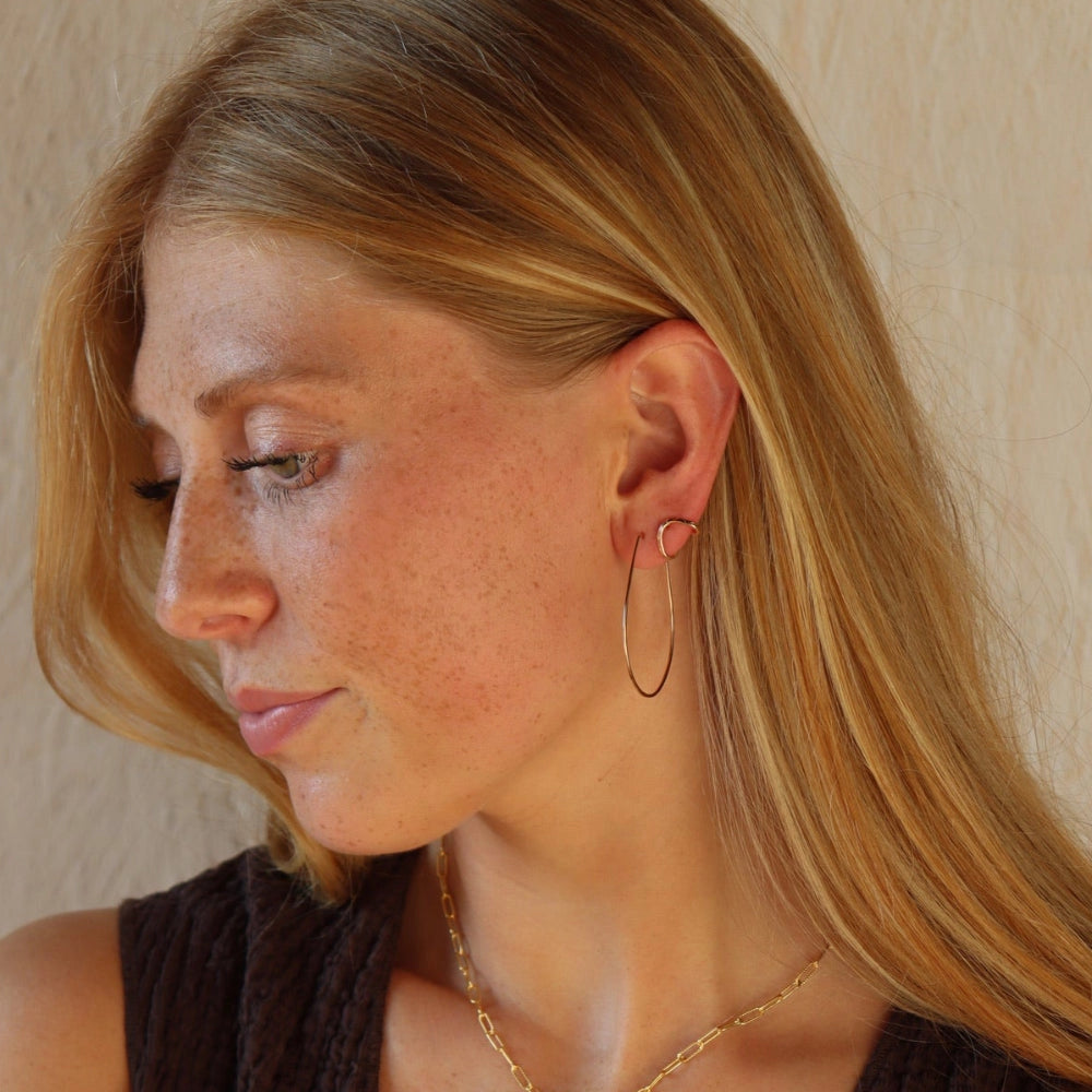 Valley Studs I Textured Stud Earrings