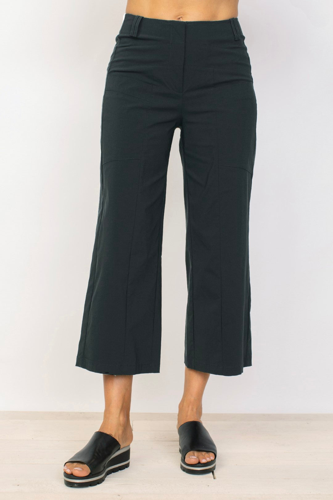 Power Stretch City Capri Black