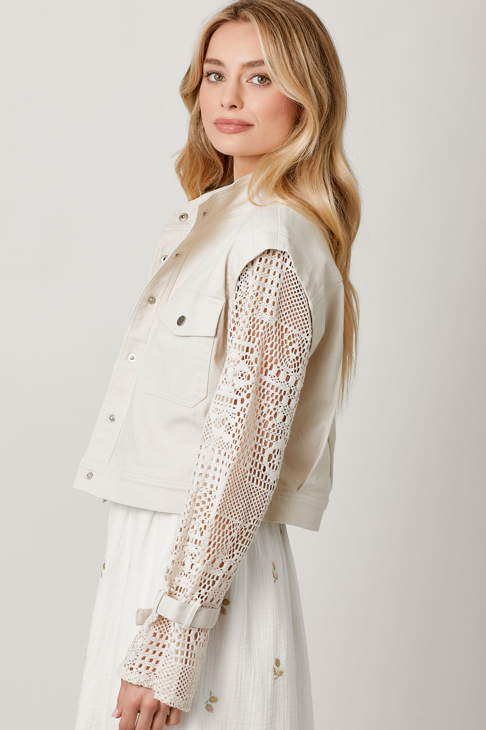 Crochet Sleeve Contrast Jacket Ivory