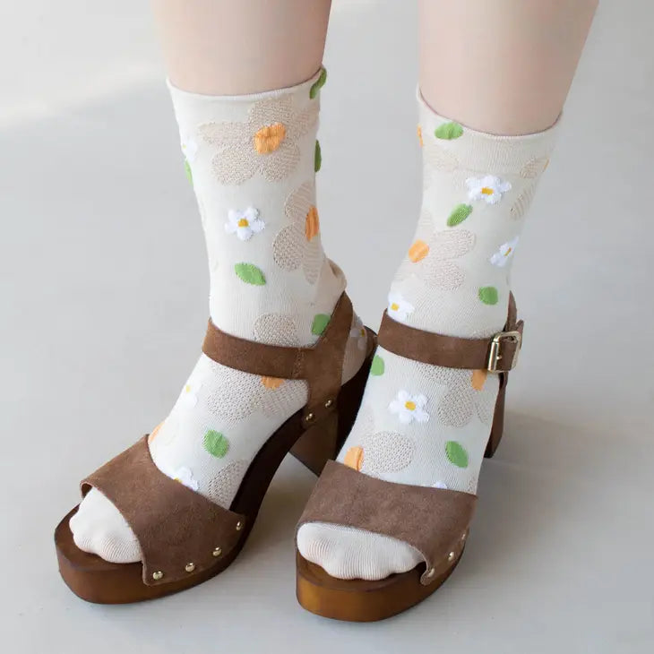 Big 3D Daisy Socks