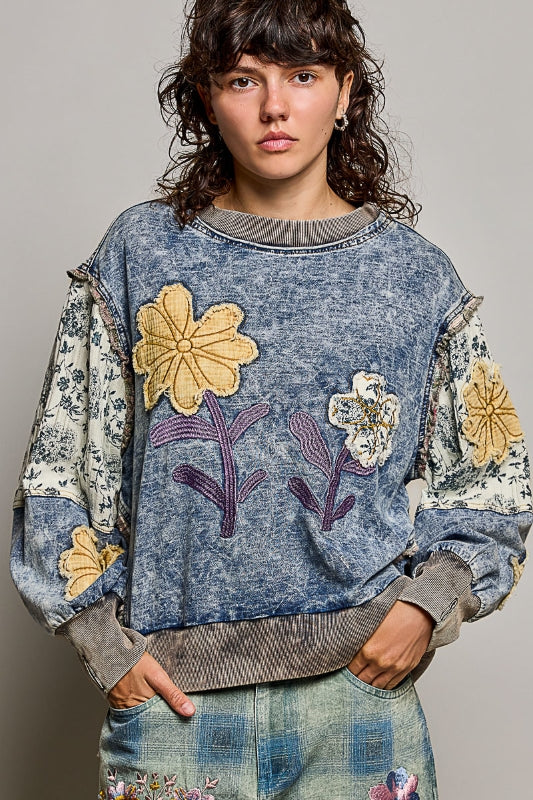 Floral Patch Exposed Seam Shoulder Ruffle Sweatshirt