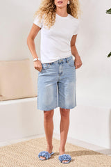 Brooke Hugging Wide Bermuda Shorts East Coast
