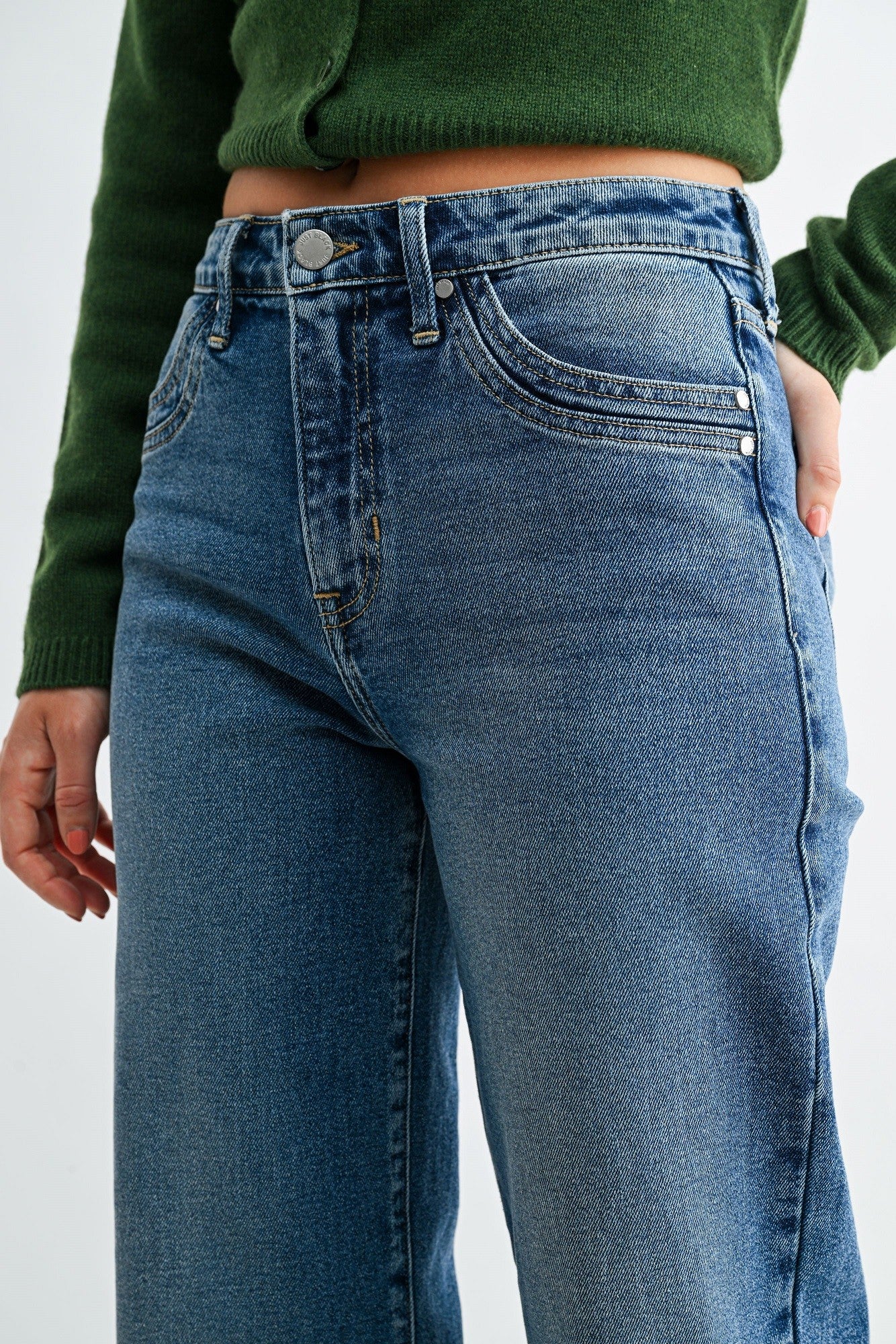Double Pocket Wide Leg Jeans Medium