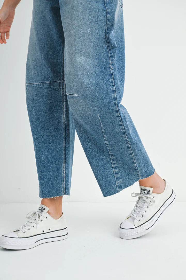 Seam Detail Barrel Leg Jeans Medium