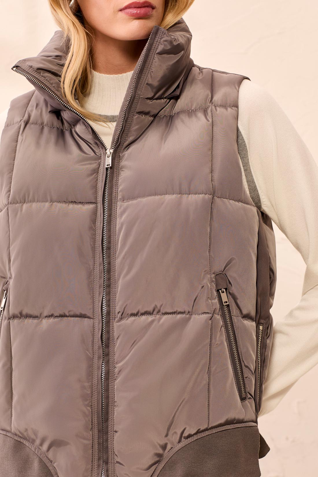 Removable Hood Quilted Puffer Vest Tornado