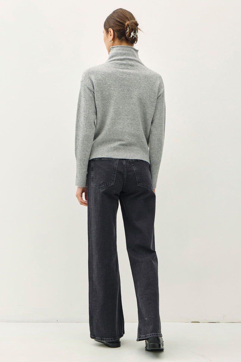 Raw Edge Turtleneck Sweater Heather Grey