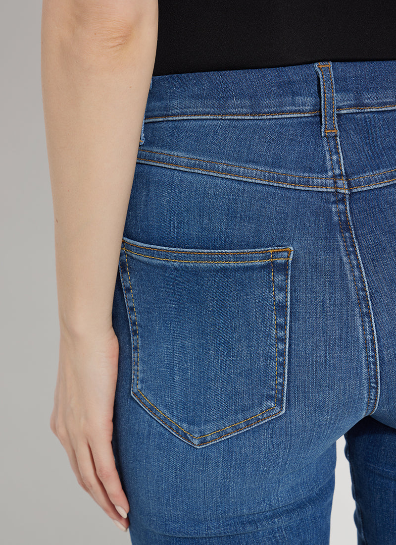 Premium Denim Relaxed Straight Jeans Authentic Midwash