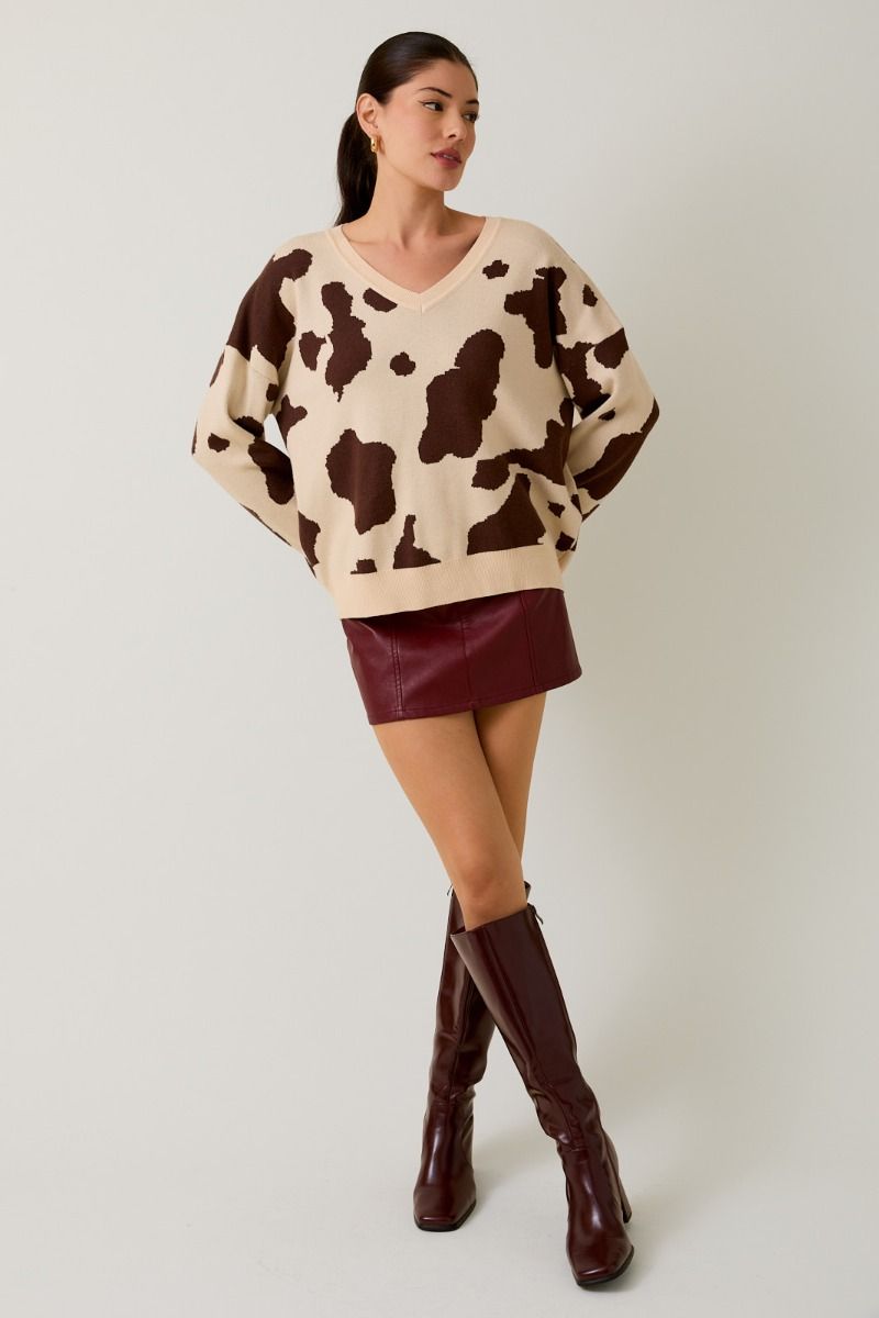 V-NECK LONG SLEEVE COW PATTERN SWEATER Cream-Brown Animal