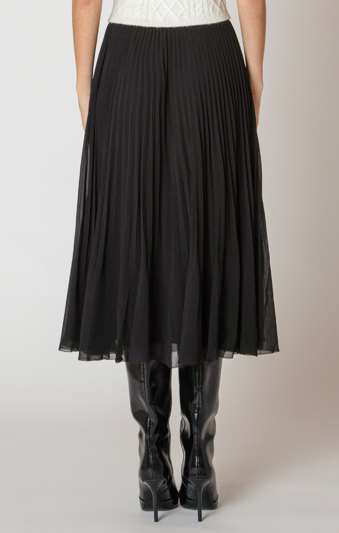 Chiffon Solid Pleated Mini Skirt Black