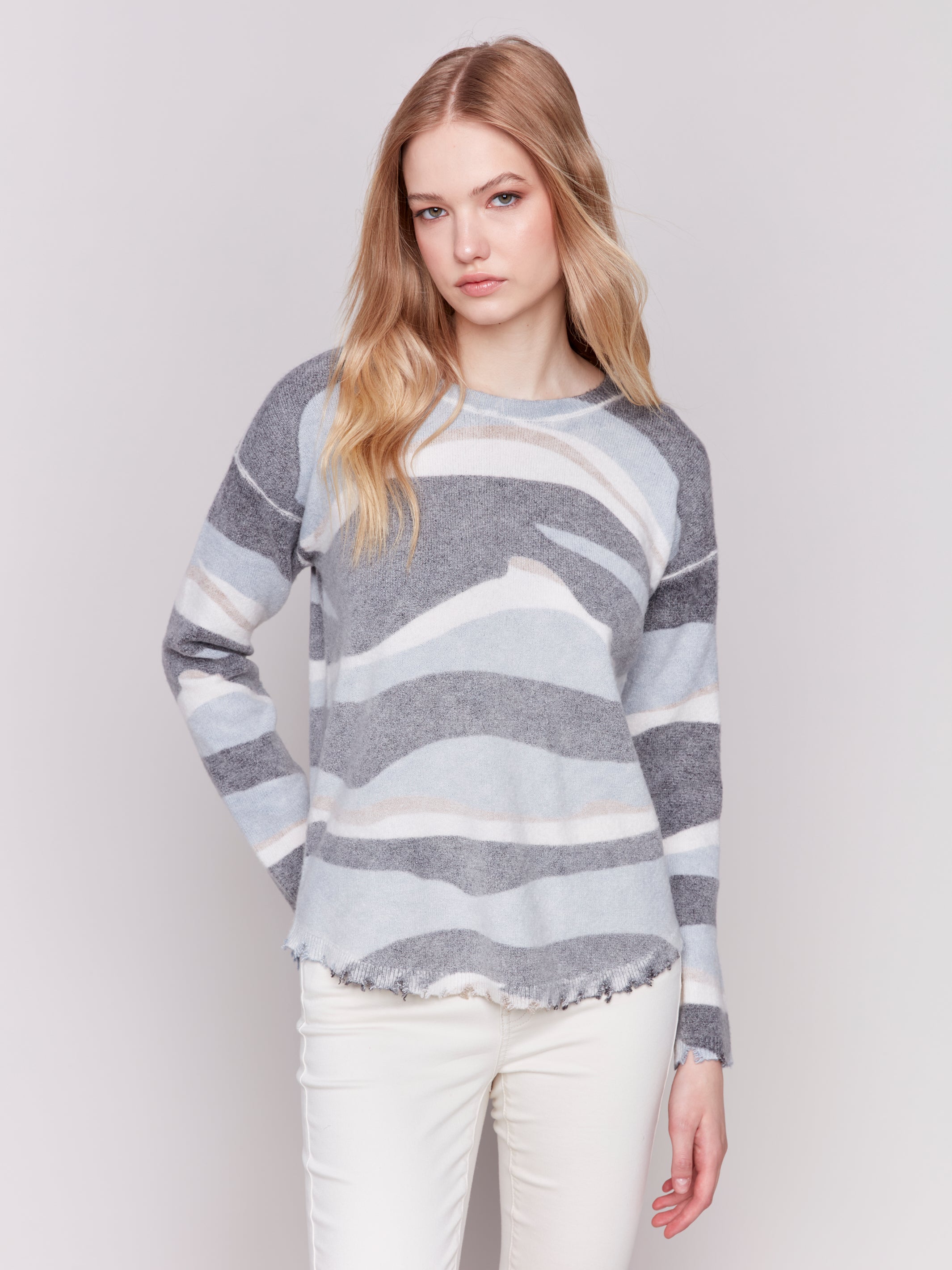 Wavy Print Reversible Dist. Hem Plush Sweater Denim