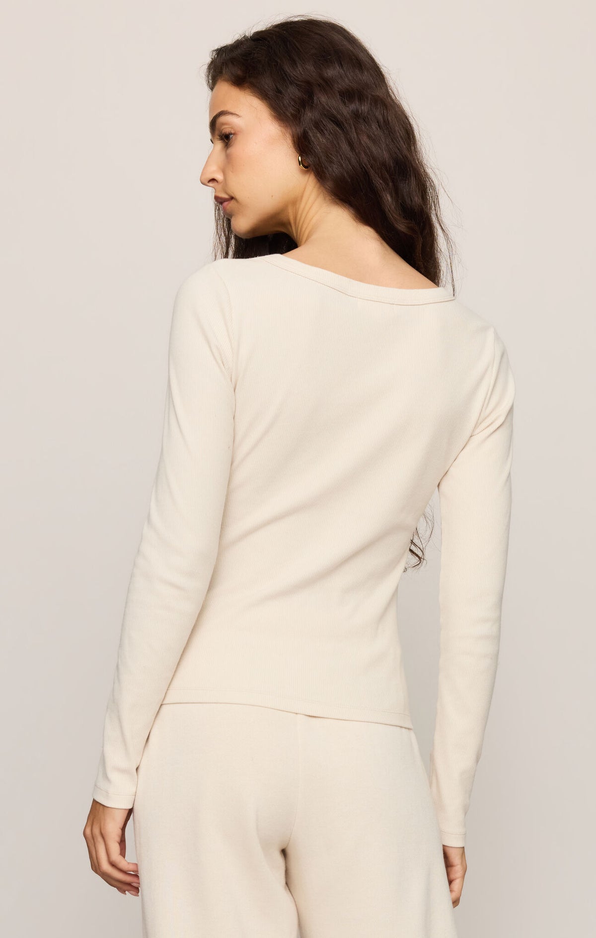 Greyson Scoop Long Sleeve Tee Frosted Pearl