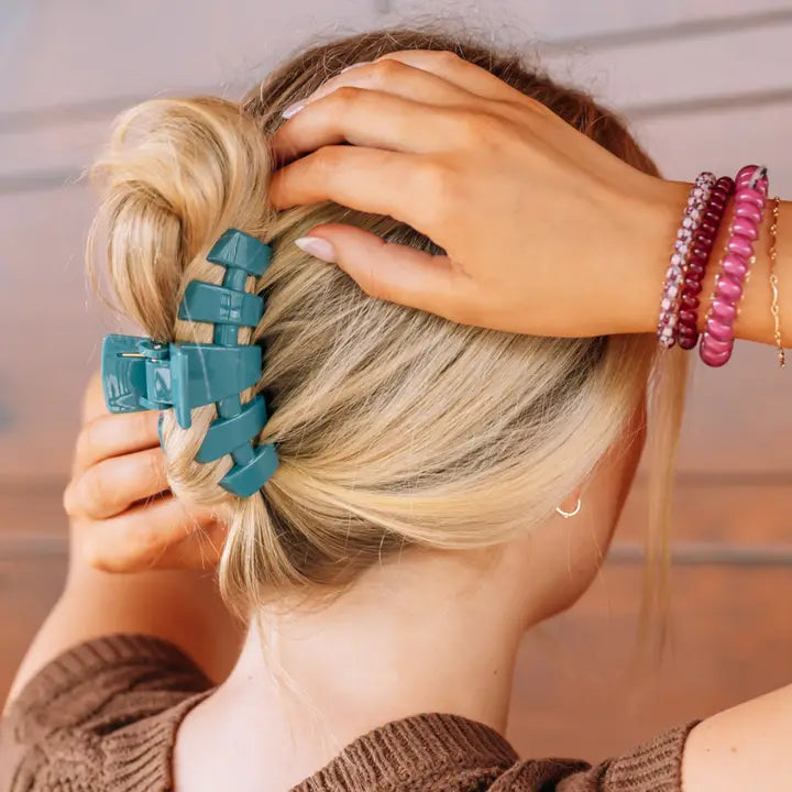 Classic Medium Hair Clip Teal with It