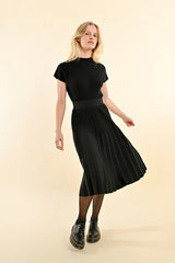 Pleated Knit Midi Skirt Black