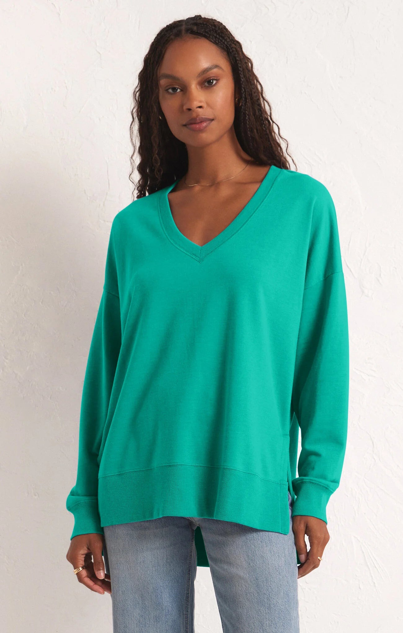 Modern Vneck Weekender Bermuda Green