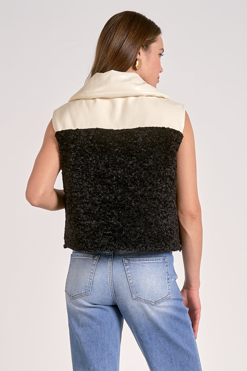 Reversible Sherpa Vest White + Black