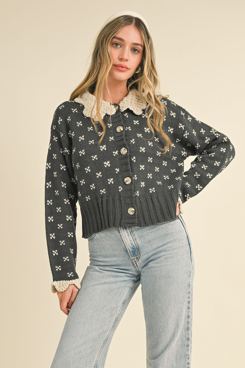 Contrast Doll Collar Buttoned Cardi Charcoal