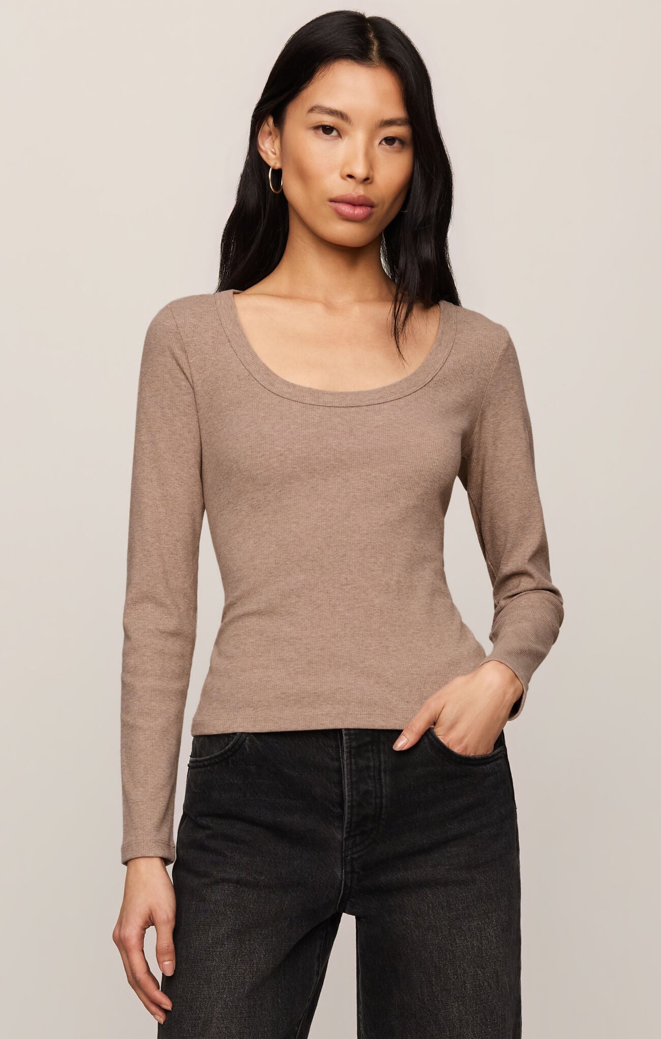 Greyson Scoop Long Sleeve Tee Heather Ash