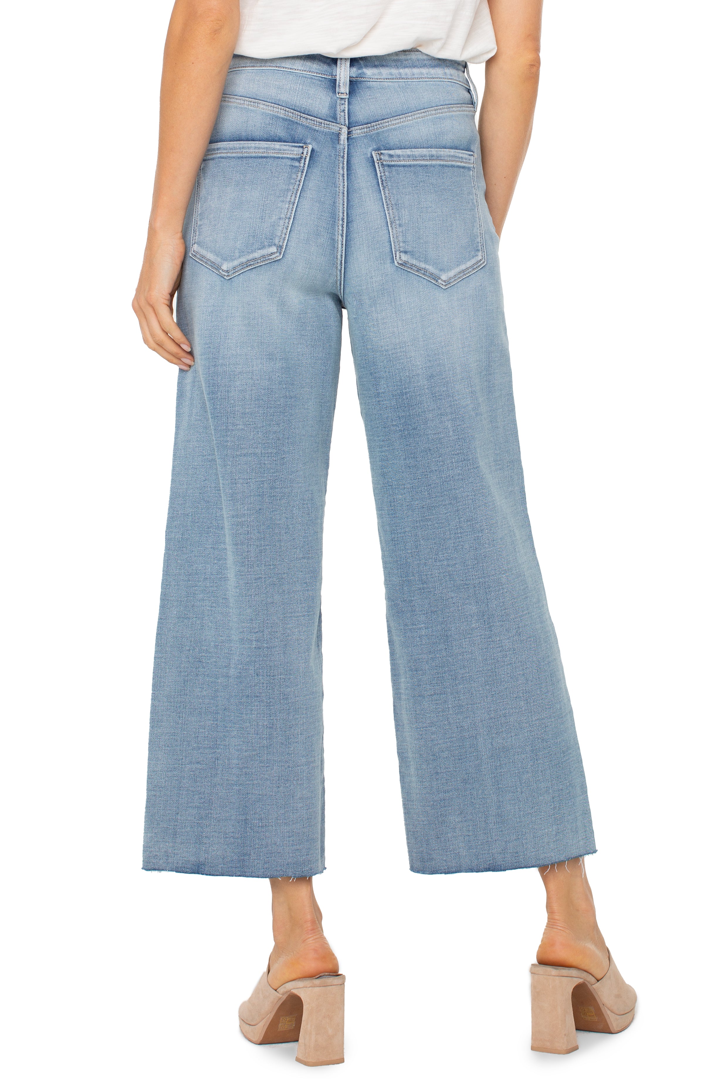 Stride High Rise Crop Wide Cut Hem Jeans Weir Canyon