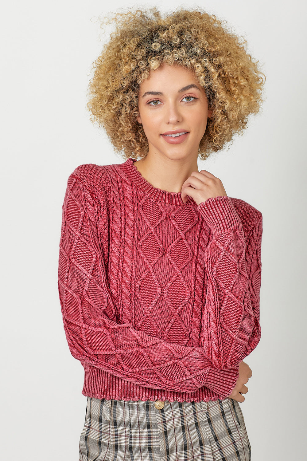 Washed Cropped Cable Knit Scallop Hem Sweater Washed Red