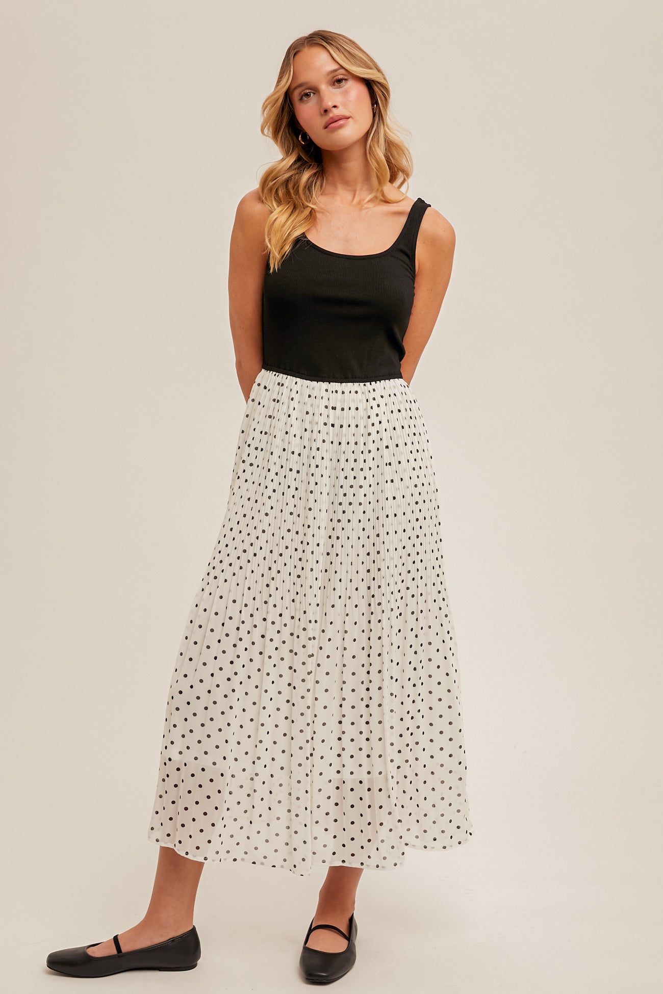 Pleated Polka Dot Contrast Midi Dress Black