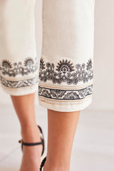 Audrey Fancy Emb. Hem Straight Crop Ecru