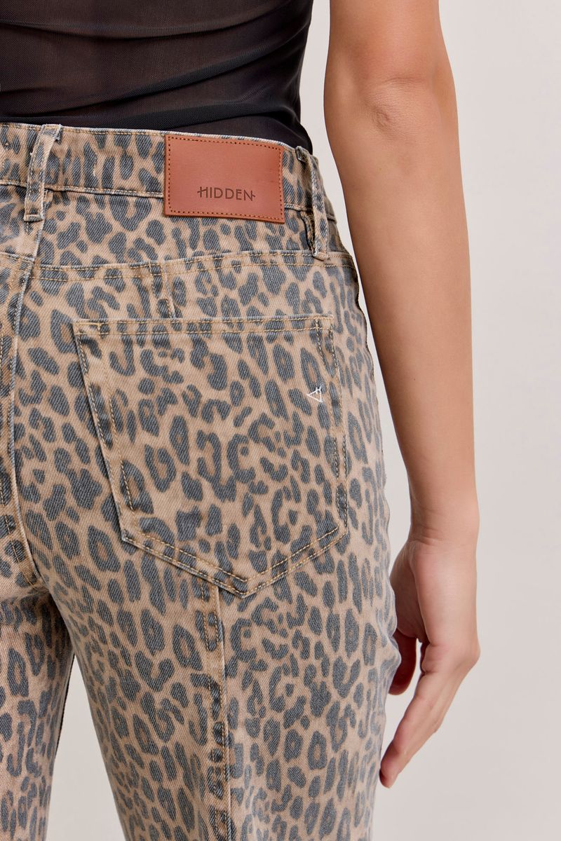 Wide Comfort Flare Seamed Jeans Cheetah