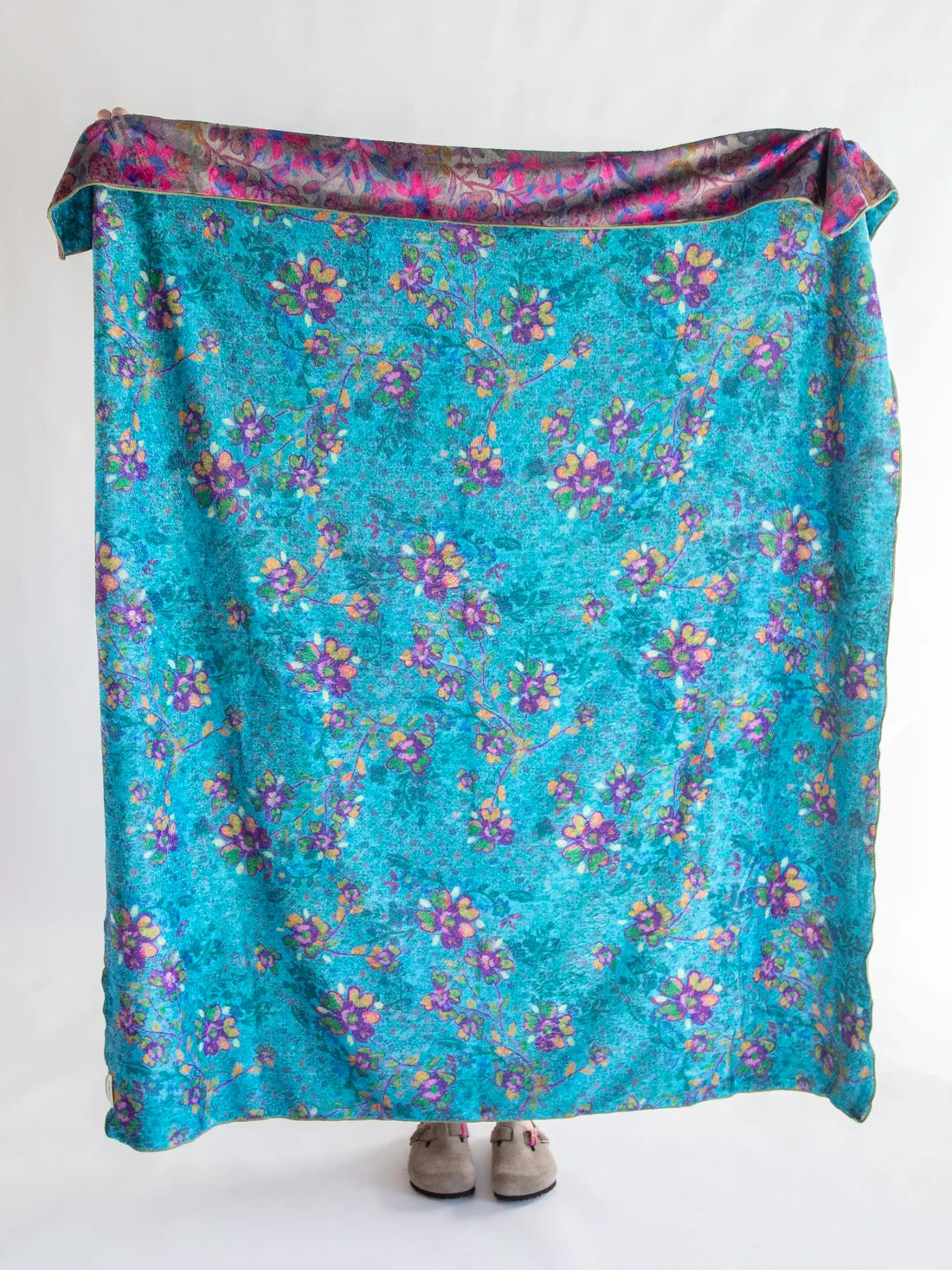 Double Sided Cozy Throw Blanket