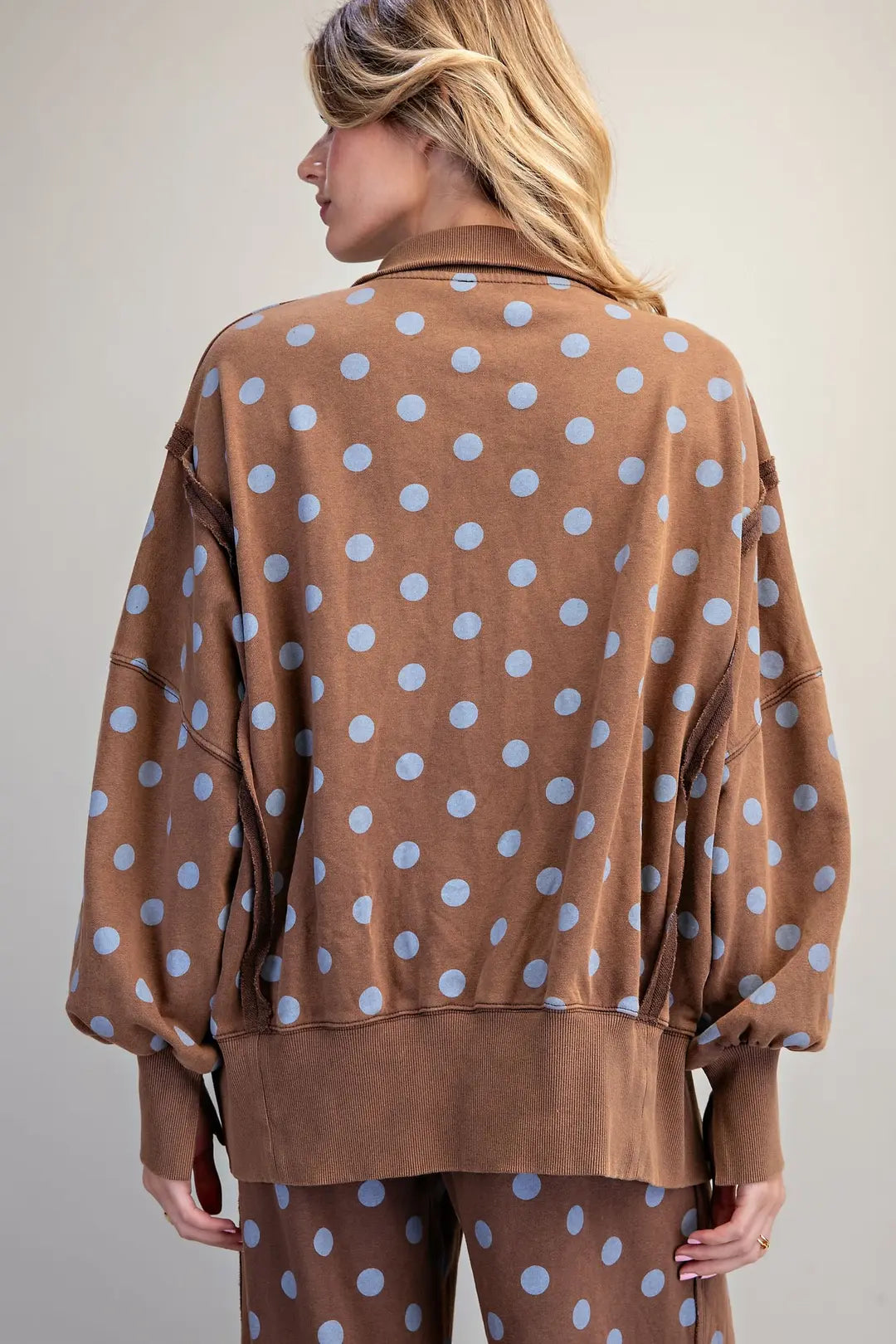 Oversized Polka Dot Pullover Frosted Mocha