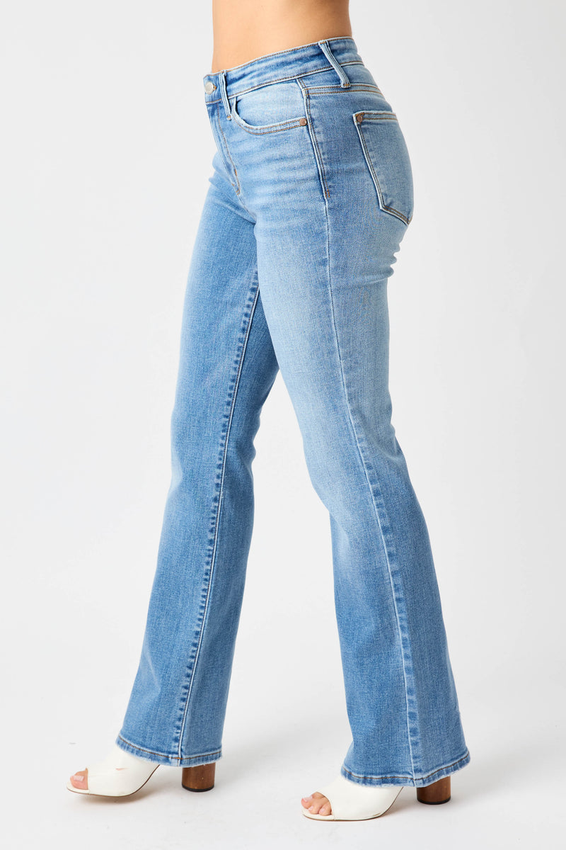 Mid Rise Vintage Bootcut Jeans Medium