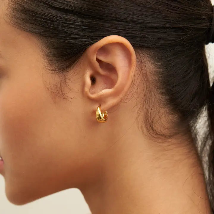 18K Gold Zenith Huggies Gold